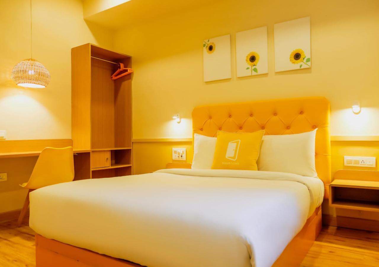 Bloom Hotel - Worli South Mumbai Dış mekan fotoğraf