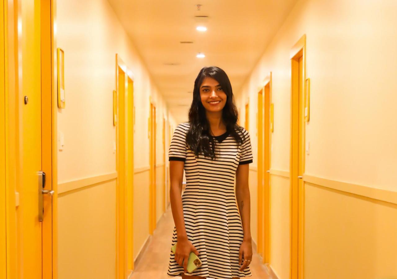 Bloom Hotel - Worli South Mumbai Dış mekan fotoğraf