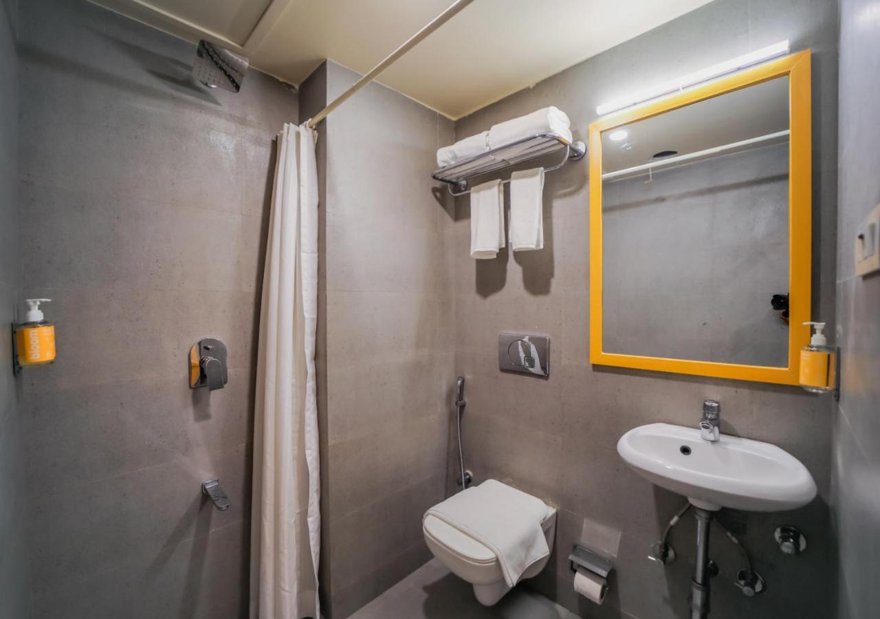 Bloom Hotel - Worli South Mumbai Dış mekan fotoğraf